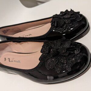 Nina - Girls' Dress Shoes - Black Patent - Big Kid Size 3 - Never Worn